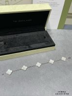 Van Cleef & Arpels Bracelet - Image 2