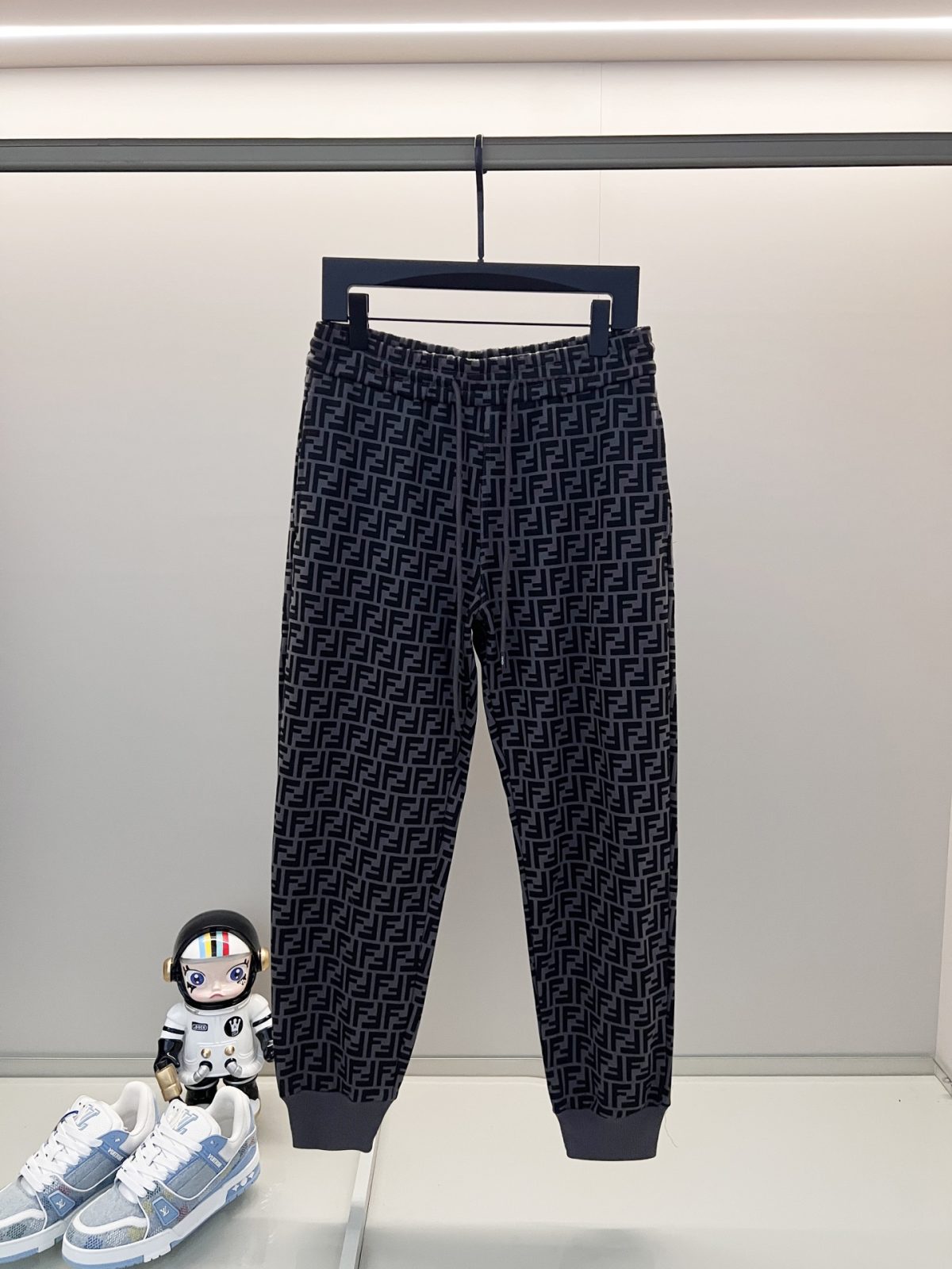 Fendi Unisex Pants Size S-XL - Image 1