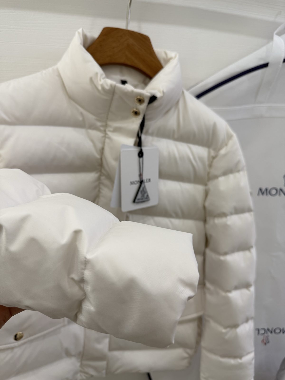 Moncler 25SS Bessettes Women Down Jacket Size 1-4 - Image 4