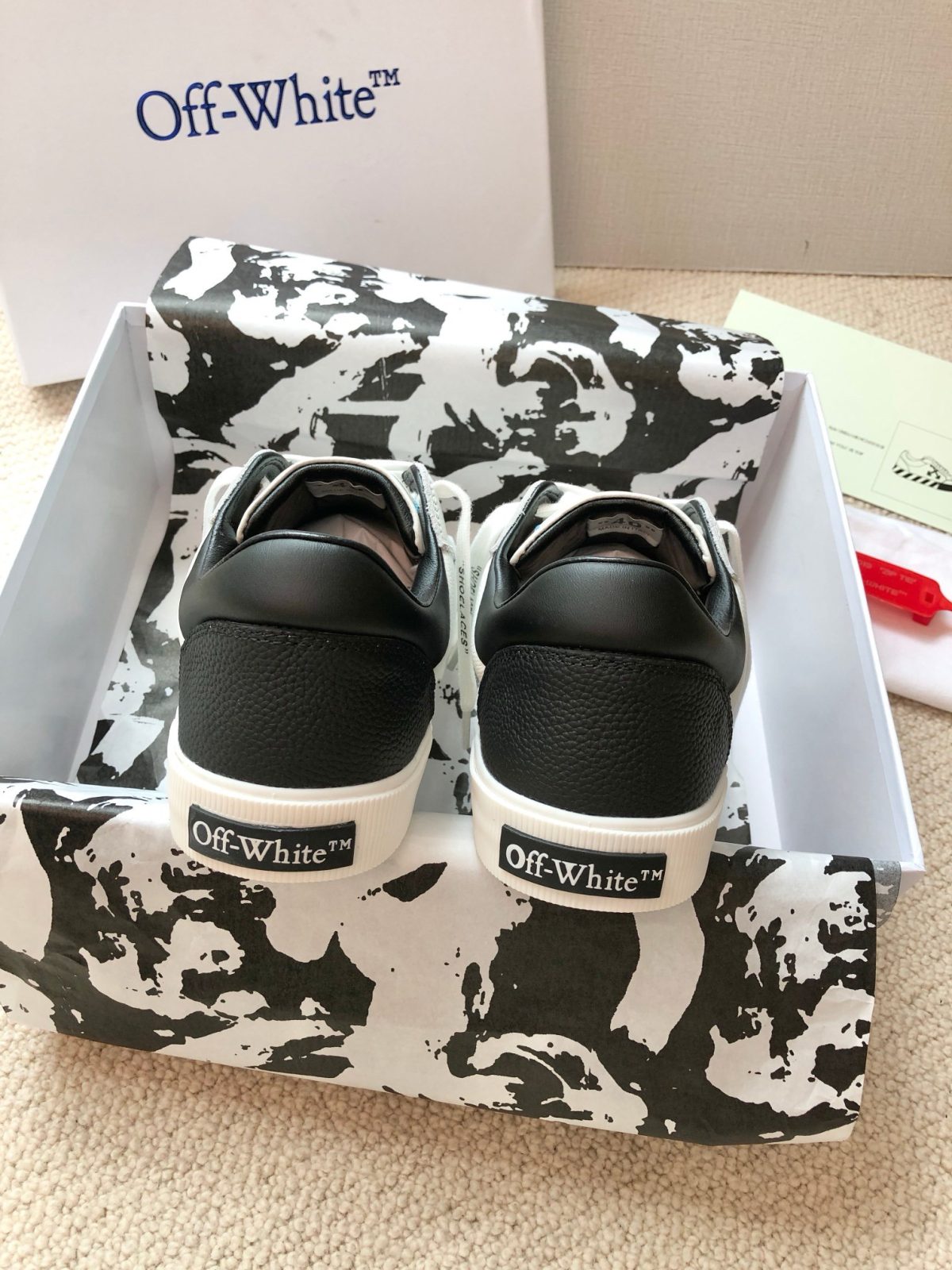 OFF White 2024ss New Low Vulcanized Sneaker Size 36-45 - Image 2