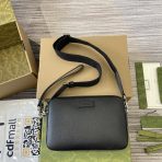 Gucci Kleine GG Shoulder Bags Size 16.5*24*4.5cm - Image 2