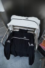 Balenciaga Waterproof jacket Size S-XL - Image 9