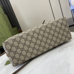 Gucci GG Emblem Women Shopping Bags Size 30*18*11cm - Image 4