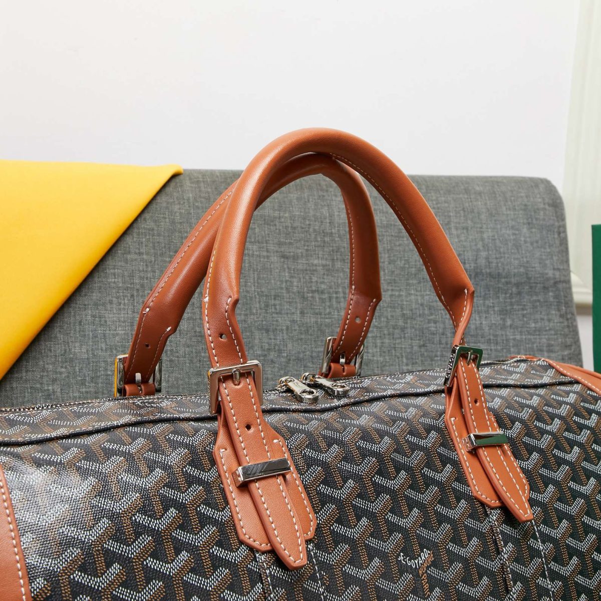 Goyard Bowling Travel Bags Size 48*28*22cm - Image 3