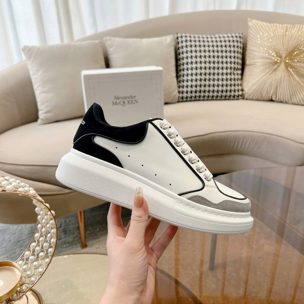 Alexander McQueen Oversized Sneaker size 36-46 - Image 6