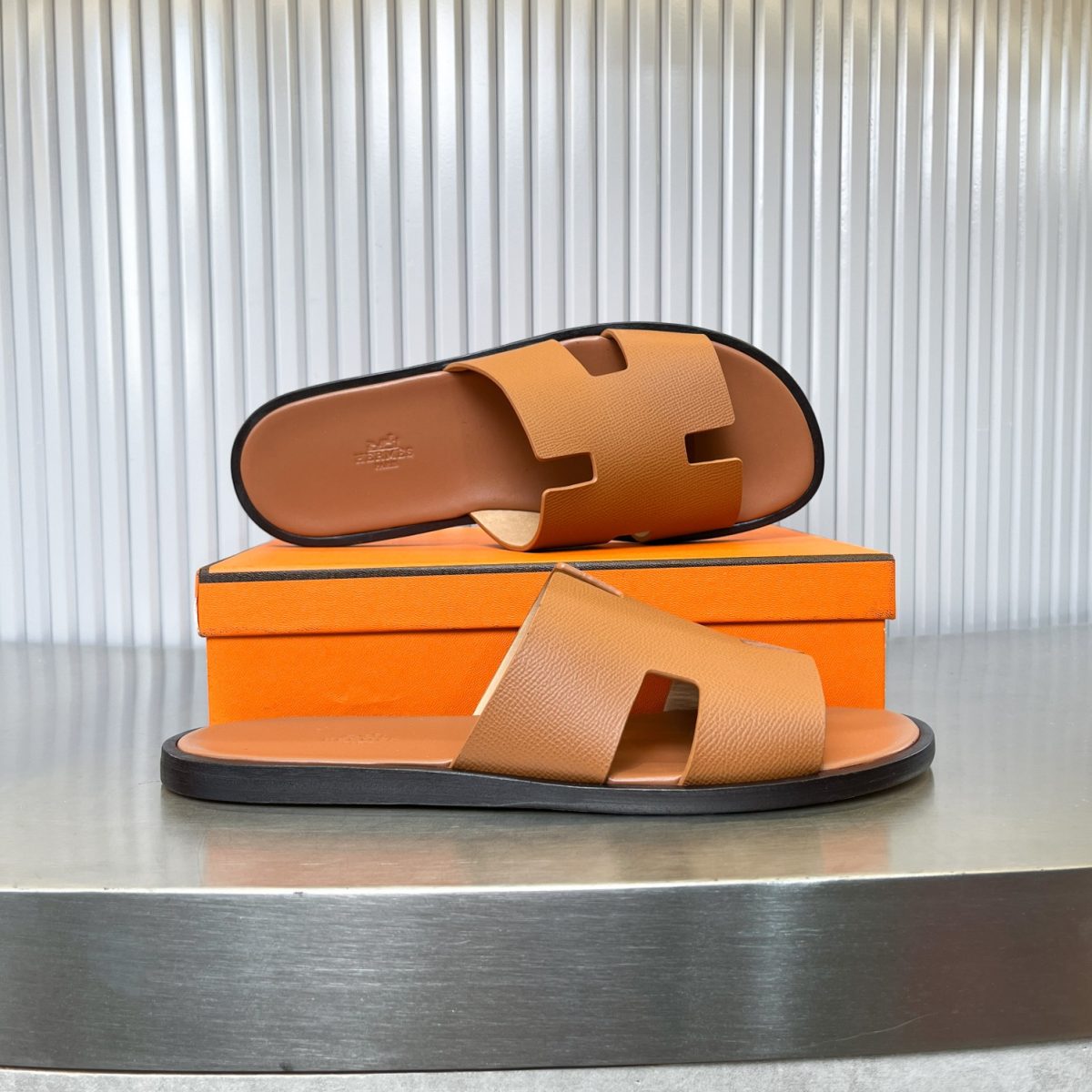 Hermes lzmir Sandals Size 40-45 - Image 4