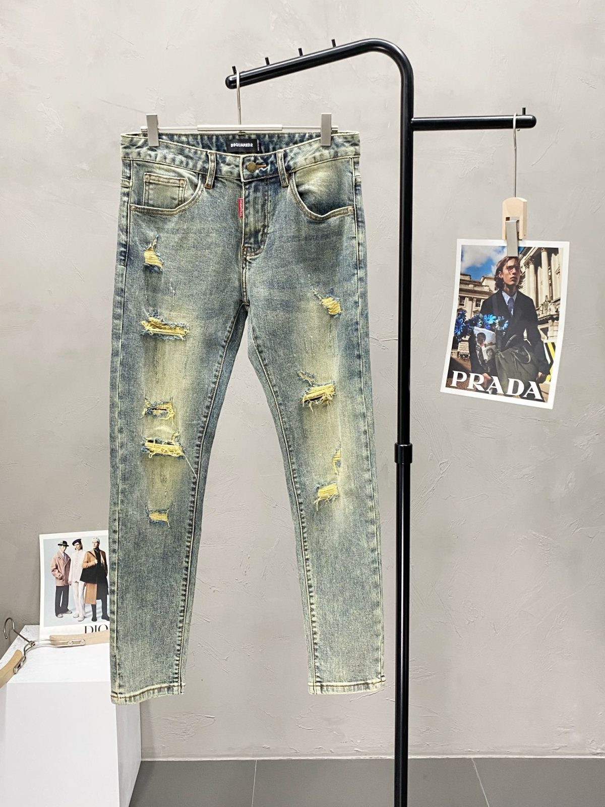 Dsquared Jeans Men Size 28-38 - Image 1