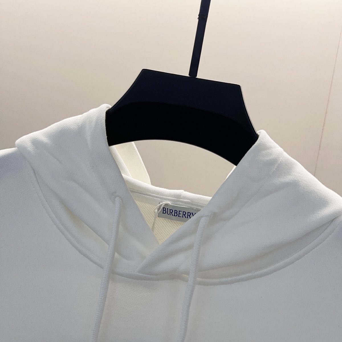 Burberry Unisex Sweatshirt Size S-XL - Image 5