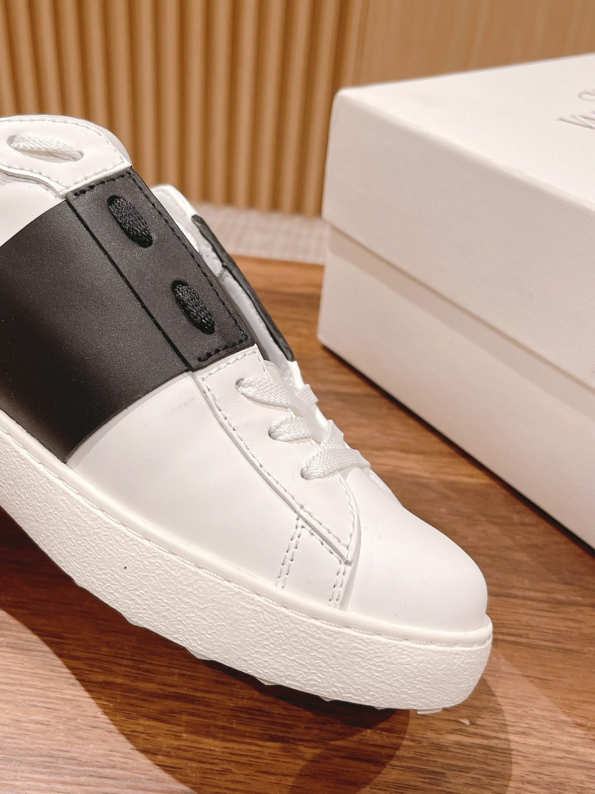 Valentino Open Sneaker Size 36-46 - Image 6