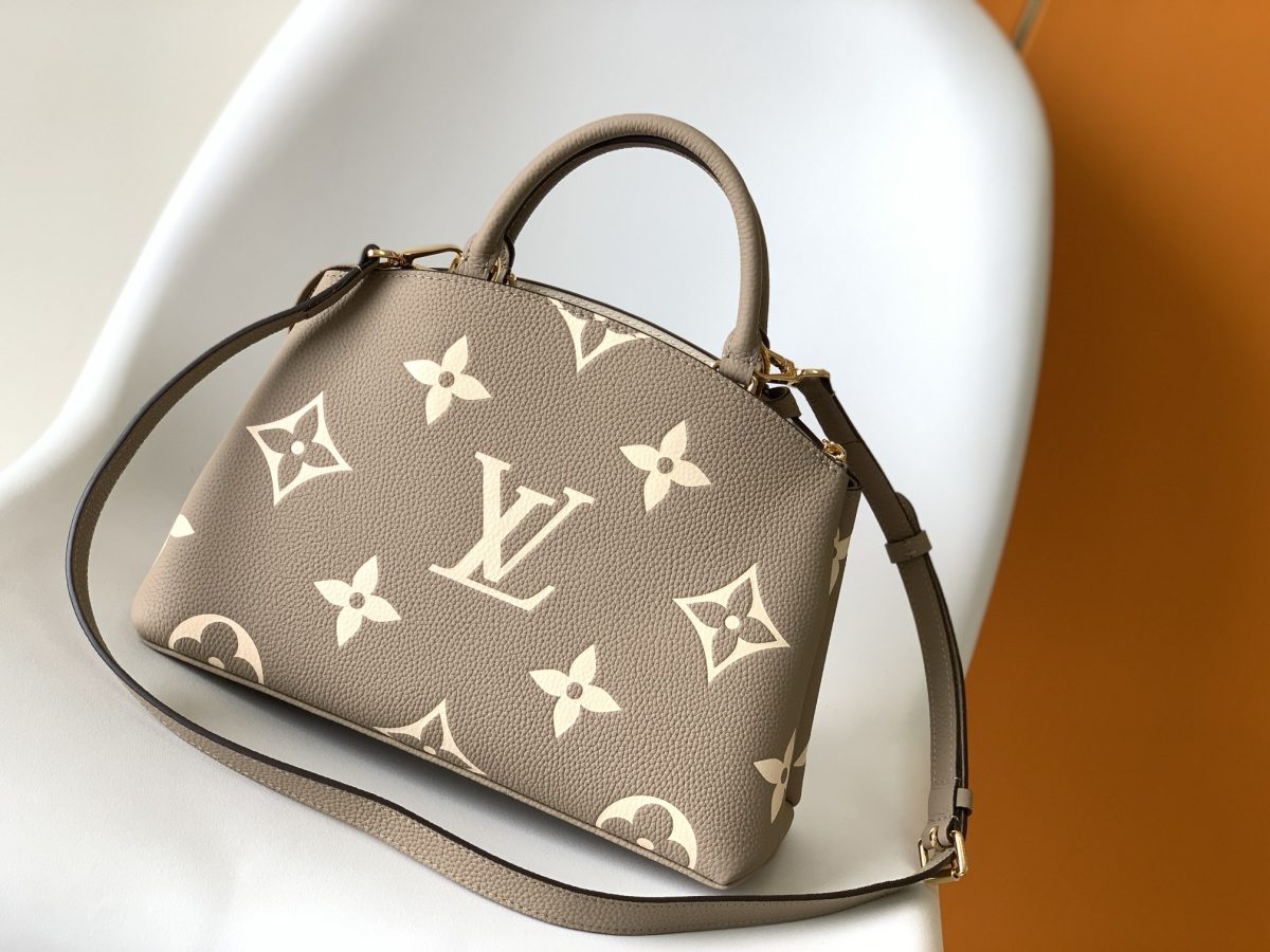 Louis Vuitton M45833 Women Bags 2-Size - Image 3
