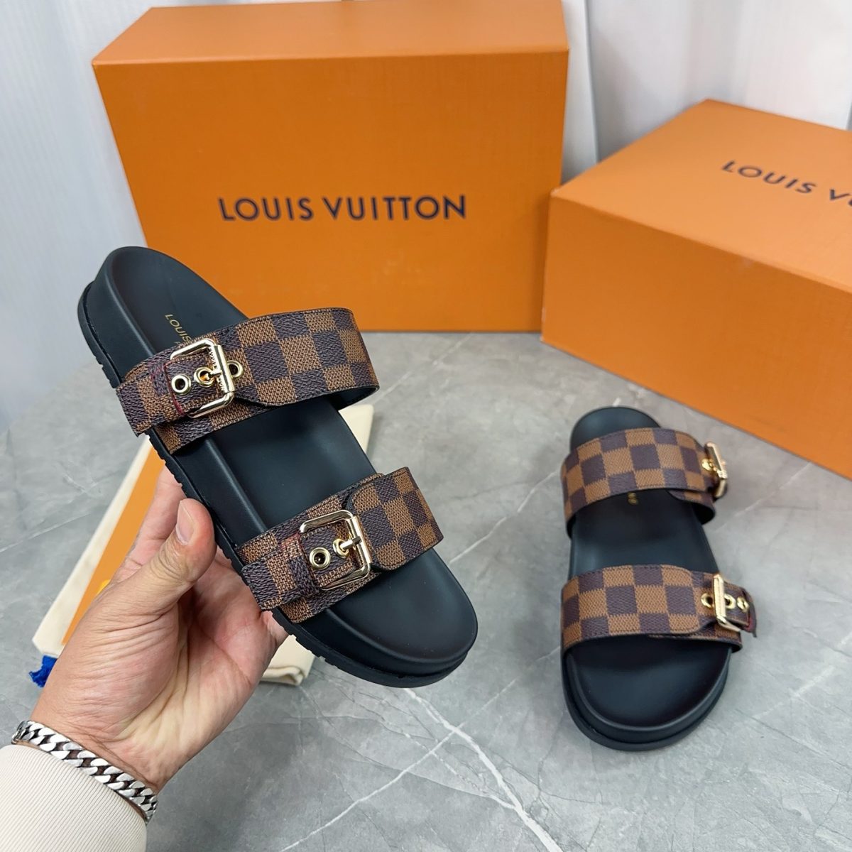 Louis Vuitton 2024ss Slippers Size 36-45 - Image 1