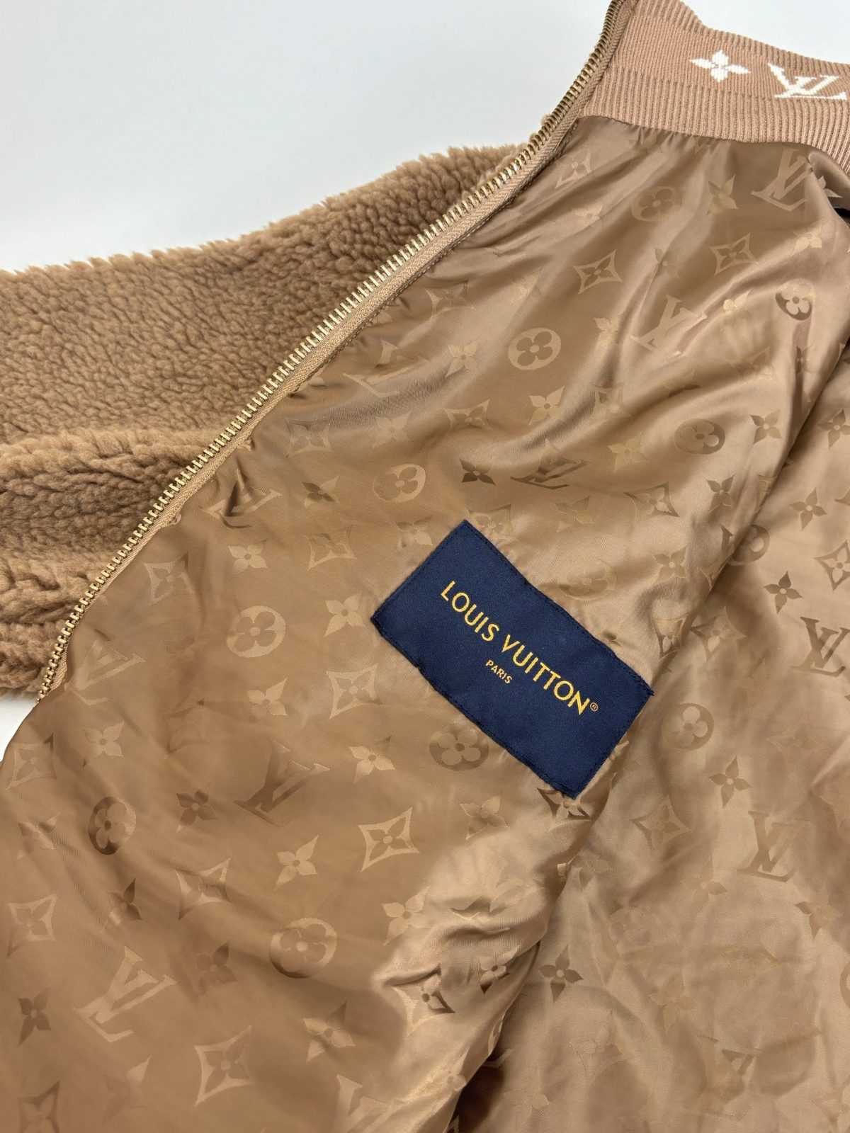 Louis Vuitton Unisex Jacket Size S-XL - Image 6