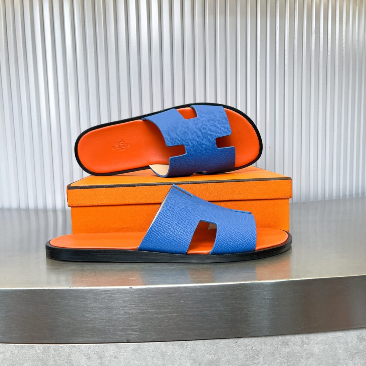Hermes lzmir Sandals Size 40-45 - Image 4