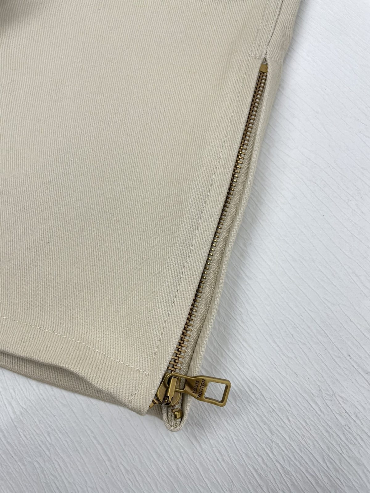 Louis Vuitton Unisex Jeans Size S-XL - Image 6