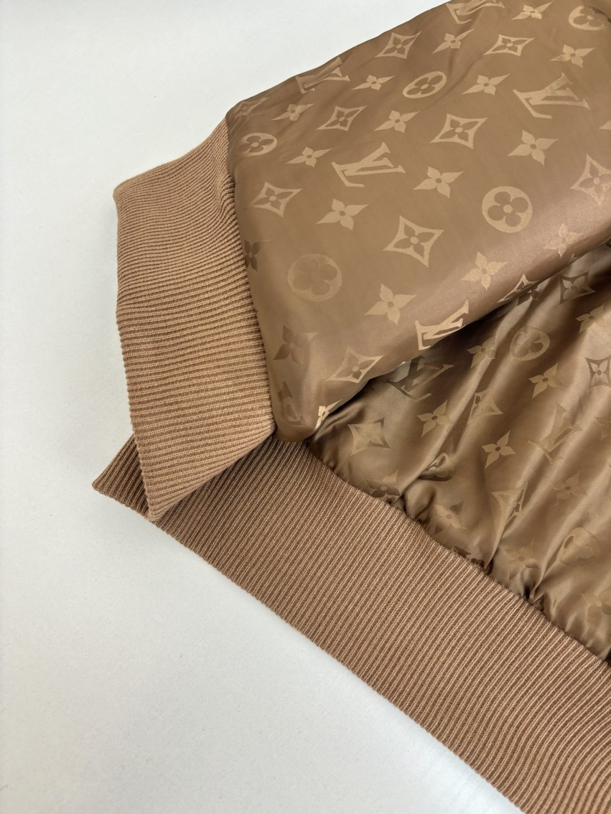 Louis Vuitton Unisex Jacket Size S-XL - Image 5