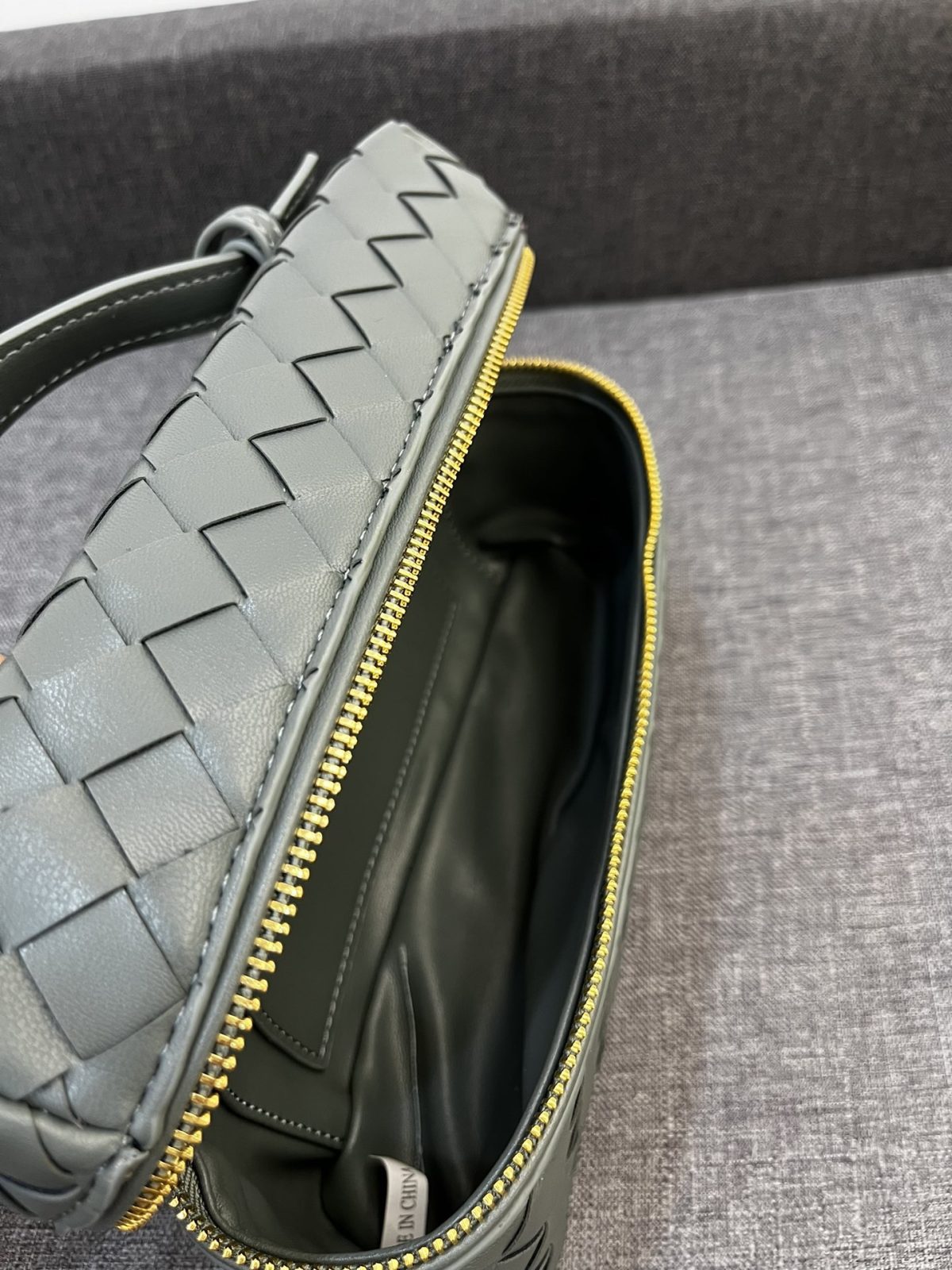 Bottega Veneta Vanity Case Shoulder Bags 24*13*6cm - Image 9