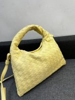 Bottega Veneta HO Shoulder Bags 28*17cm - Image 5