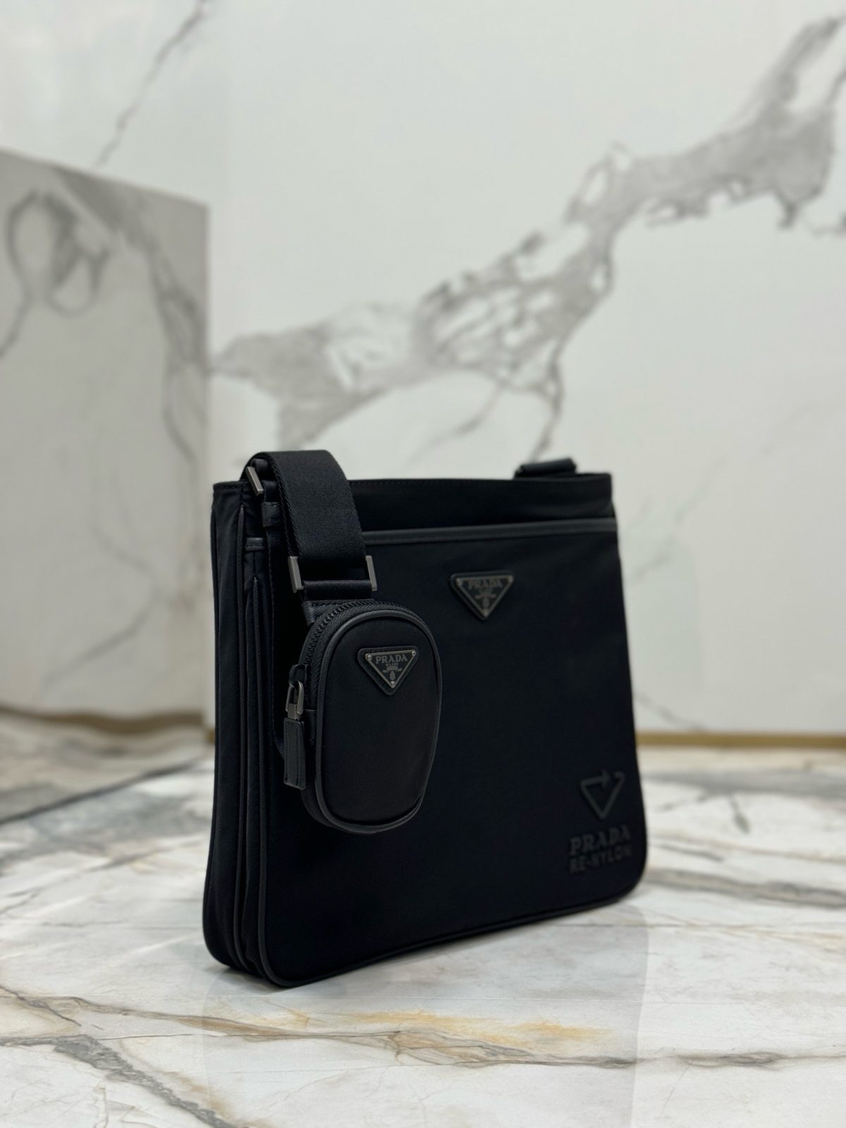 Prada 2VH118 Saffiano Re-Nylon Shoulder Bags Size 28*25*6cm - Image 2