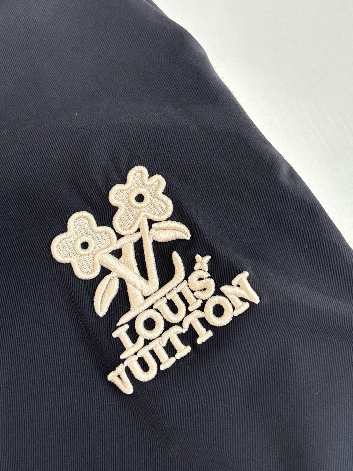 Louis Vuitton Unisex Pants Size S-XL - Image 8