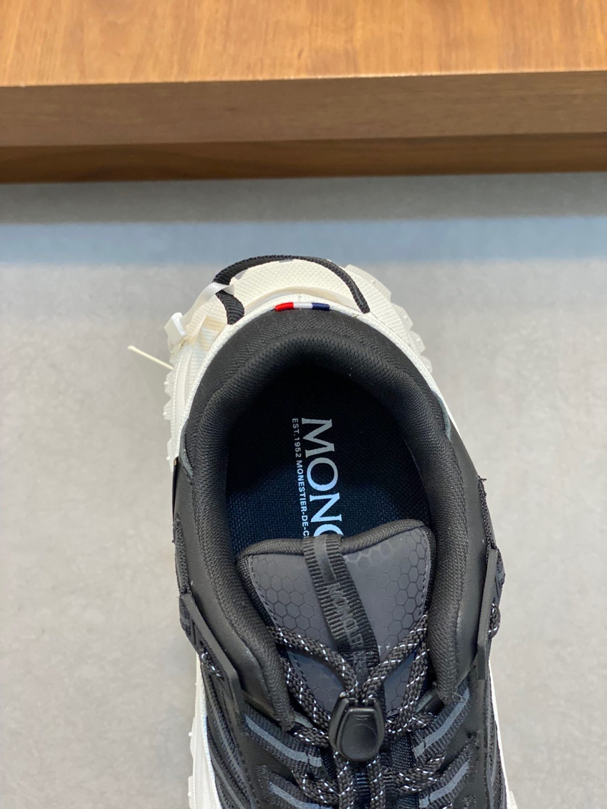 Moncler Trailgrip Gtx Sneaker Size 40-45 - Image 7