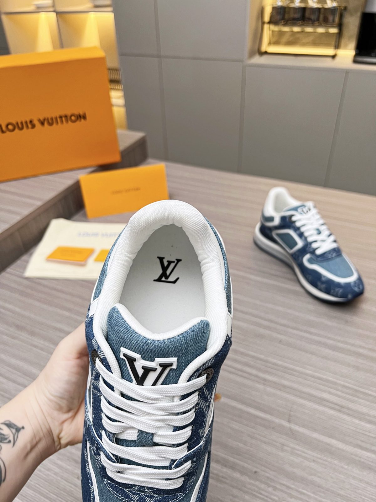 Louis Vuitton 2024ss Runaway Sneaker Size 40-46 - Image 9