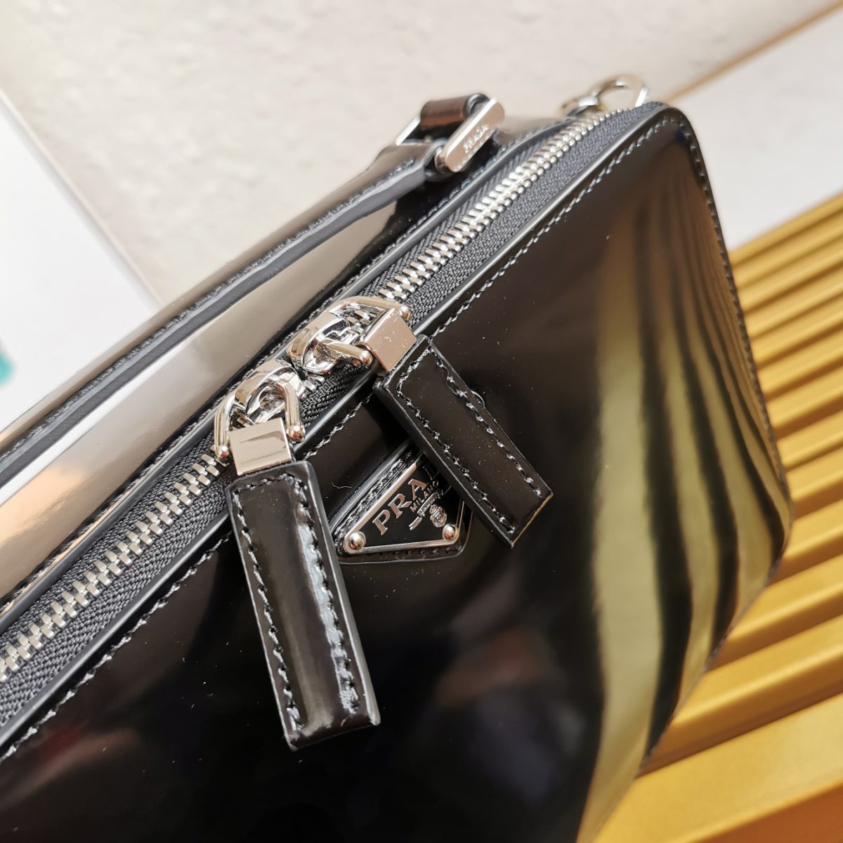 Prada 2VH069 Brique Leather Bags for Men Size 22*16*6cm - Image 7