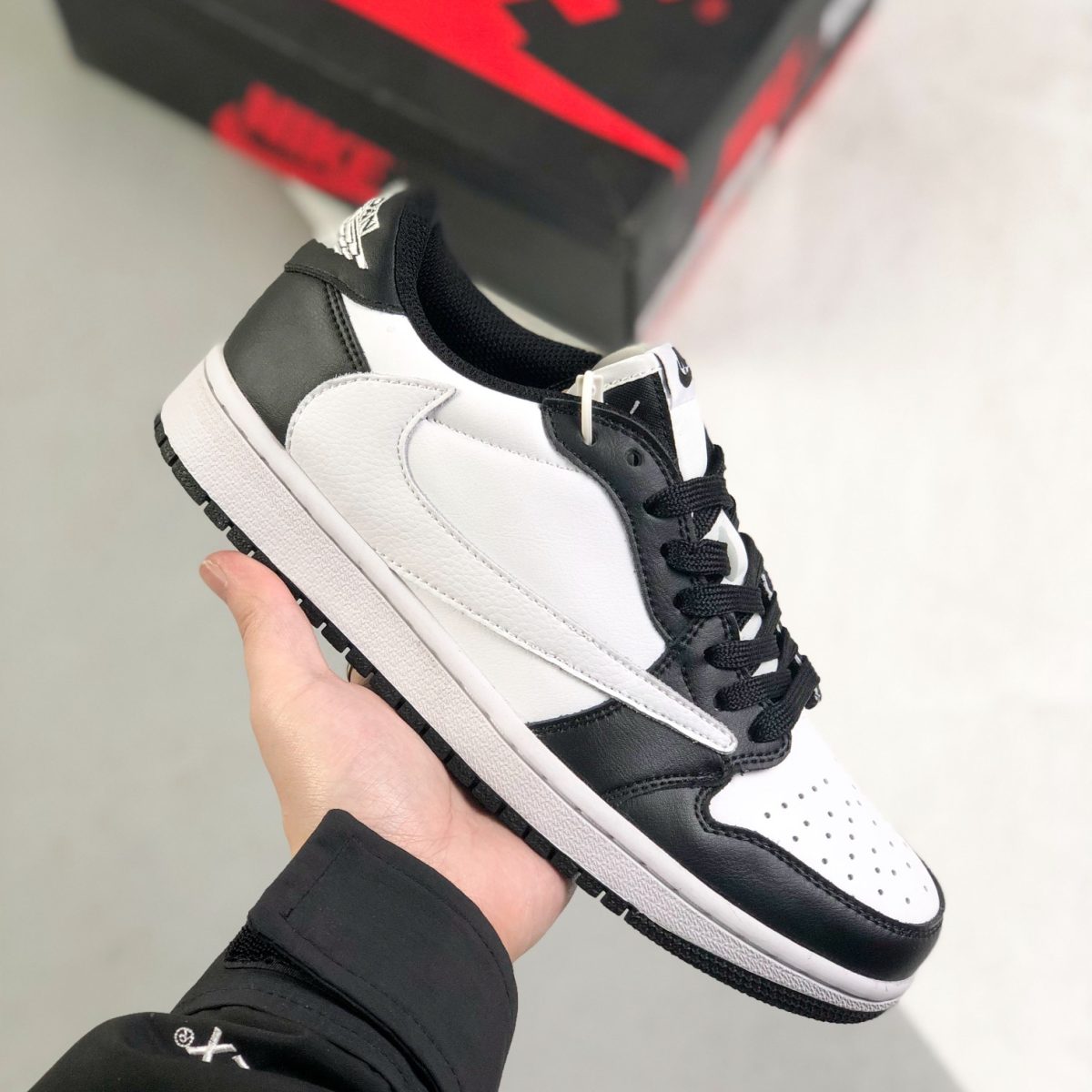 Nike Air Jordan 1 x Travis Scott Low Top Sneaker Shoes Gr. 36-46 - Image 1