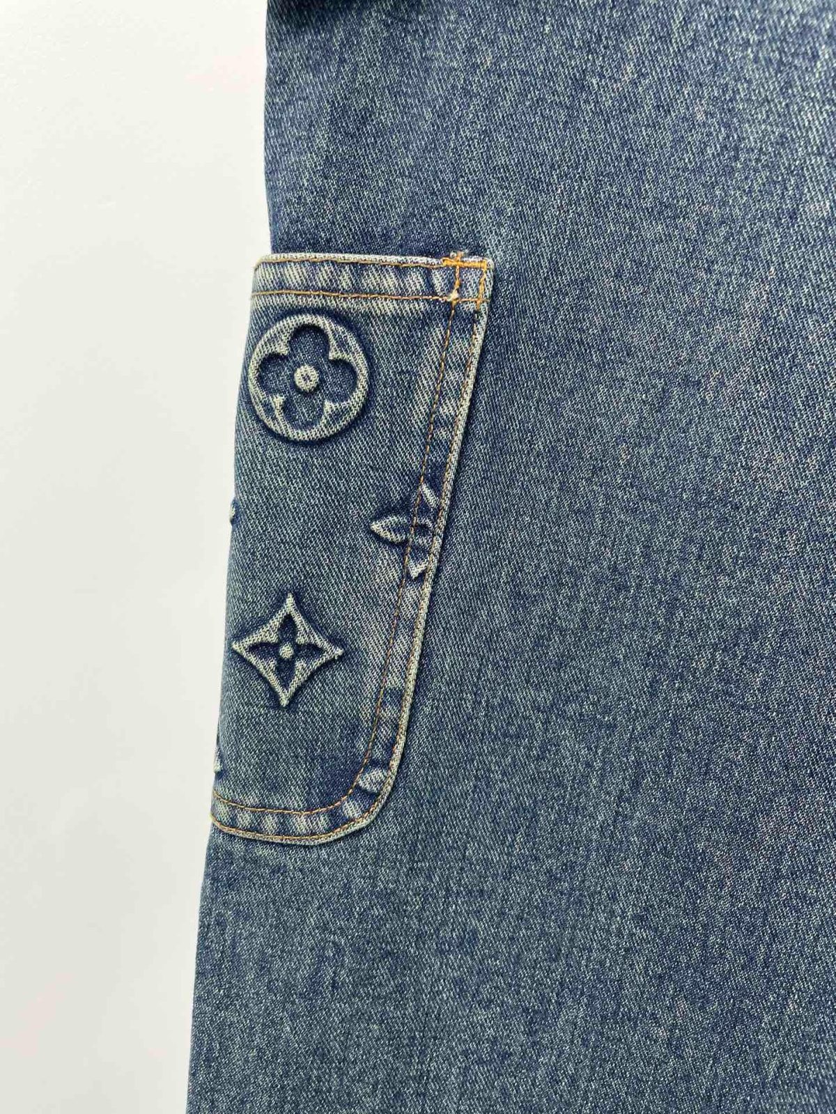 Louis Vuitton Unisex Jeans Size S-XL - Image 3