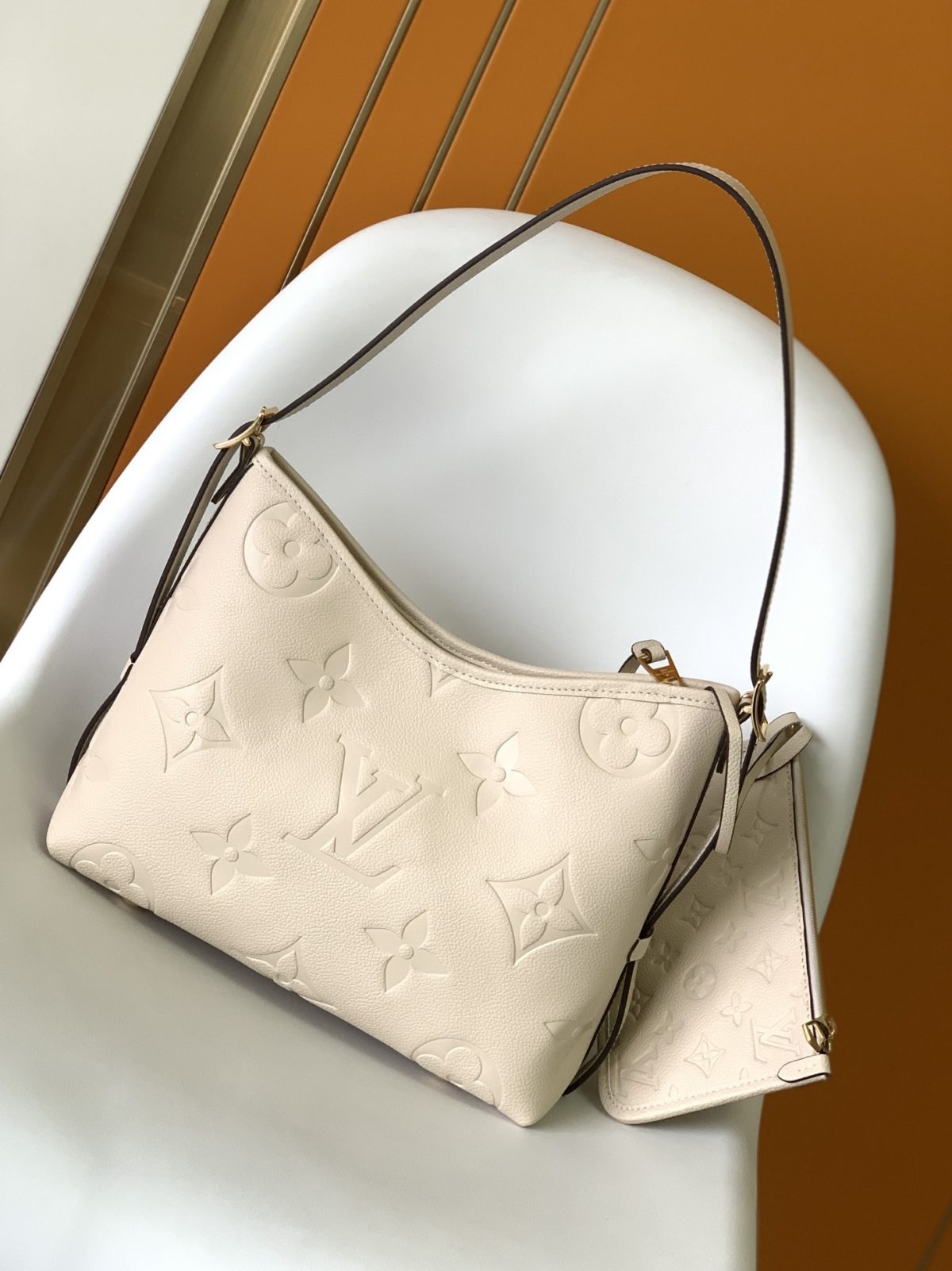 Louis Vuitton M46293 CarryAll Women Bags Size 29*24*12cm - Image 3