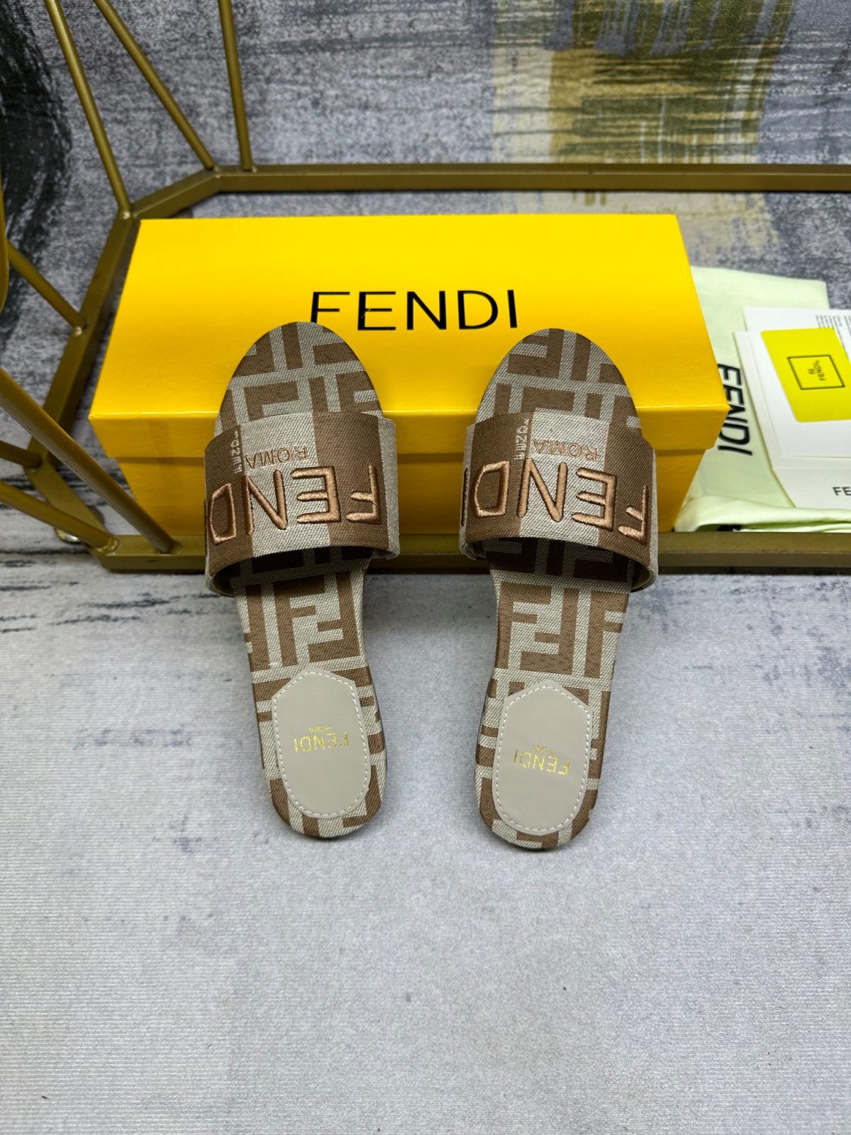 Fendi Slippers Size 36-42 - Image 4
