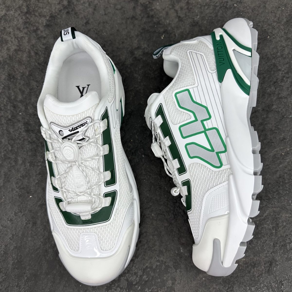 Louis Vuitton LV Runner Tatic Sneaker Size 38-46 - Image 4