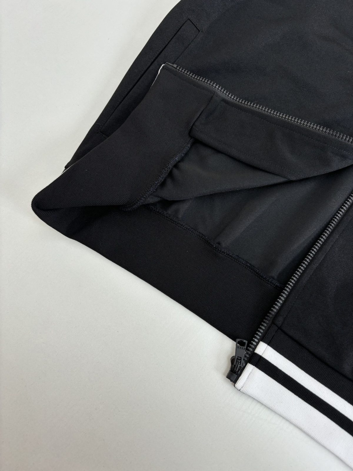 Gucci 2025FW New Unisex Sommeranzug Size S-XL - Image 5