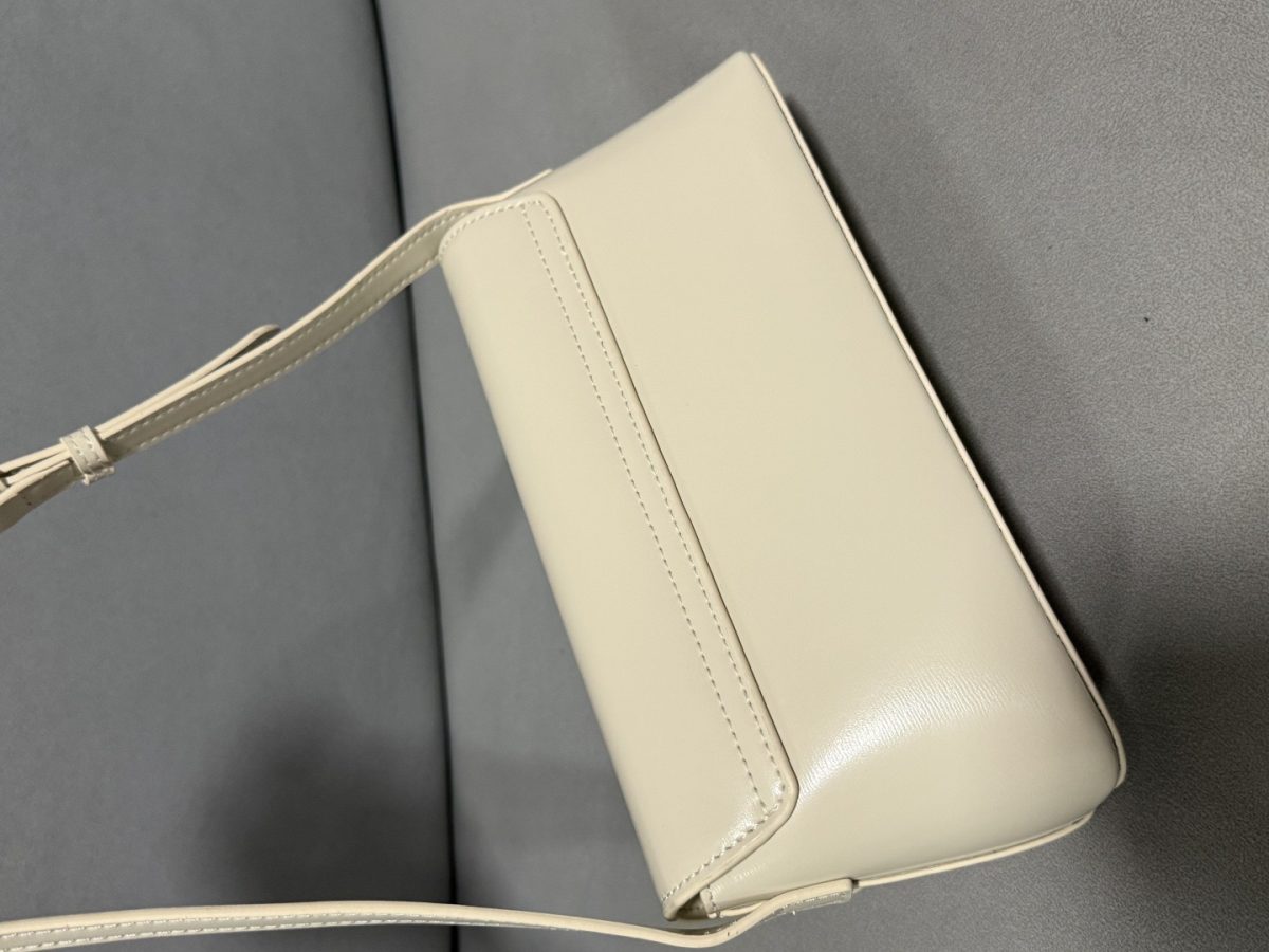 Celine 25ss Lulu Shoulder Bags Size 24*11.5*8cm - Image 9