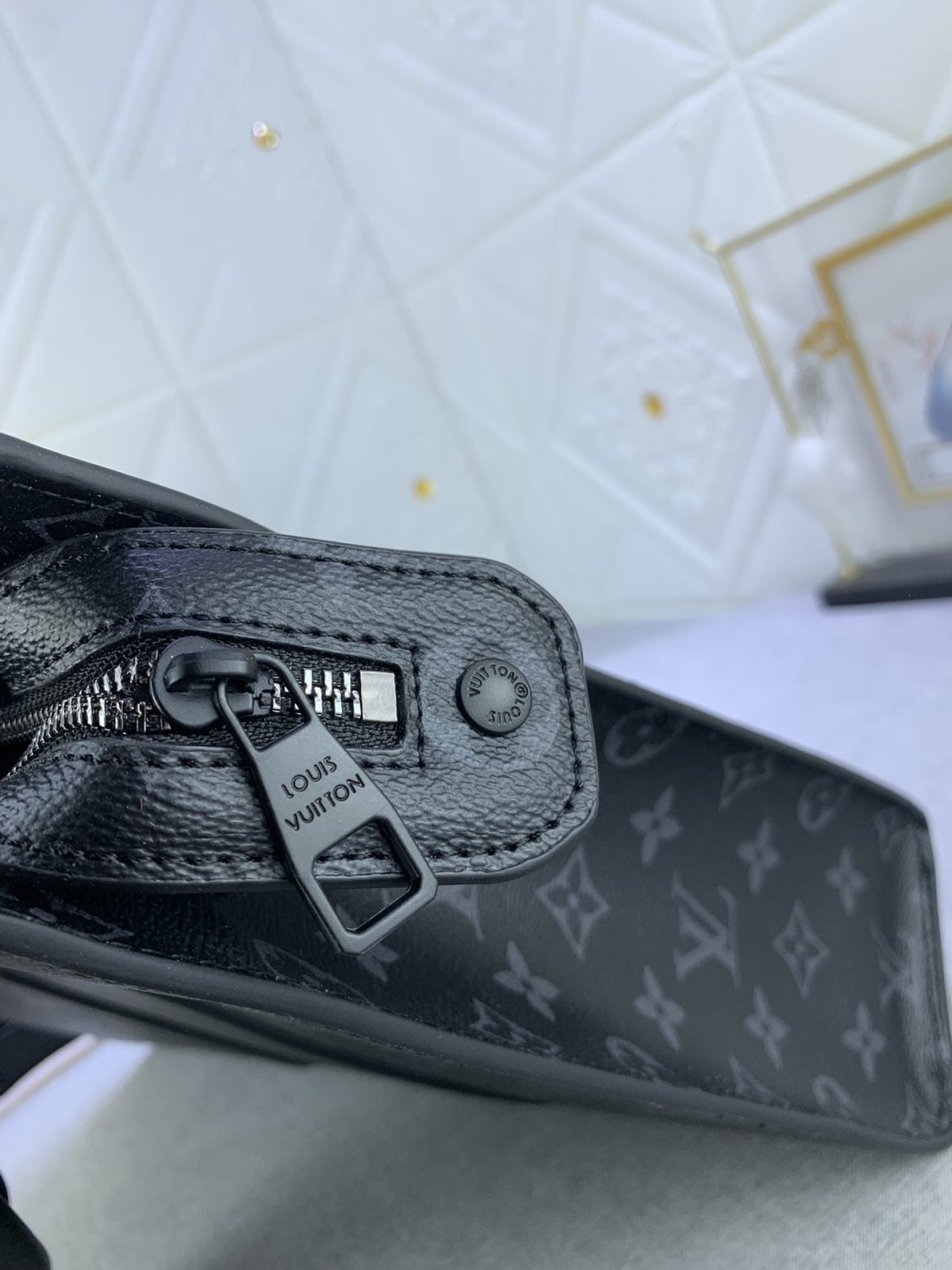 Louis Vuitton M45265 Sac Plat Horizontal Zippé Handbag Size 31*39*8cm - Image 7