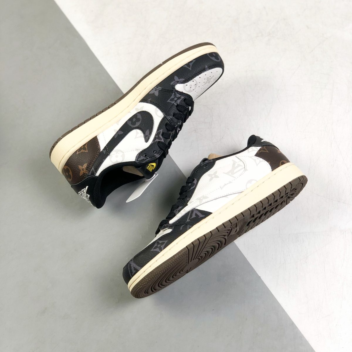 Nike Air Jordan 1 x Travis Scott Low Top Sneaker Shoes Gr. 36-46 - Image 5