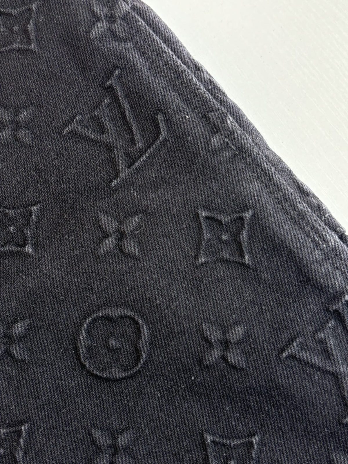 Louis Vuitton Unisex Jeans Size S-XL - Image 13