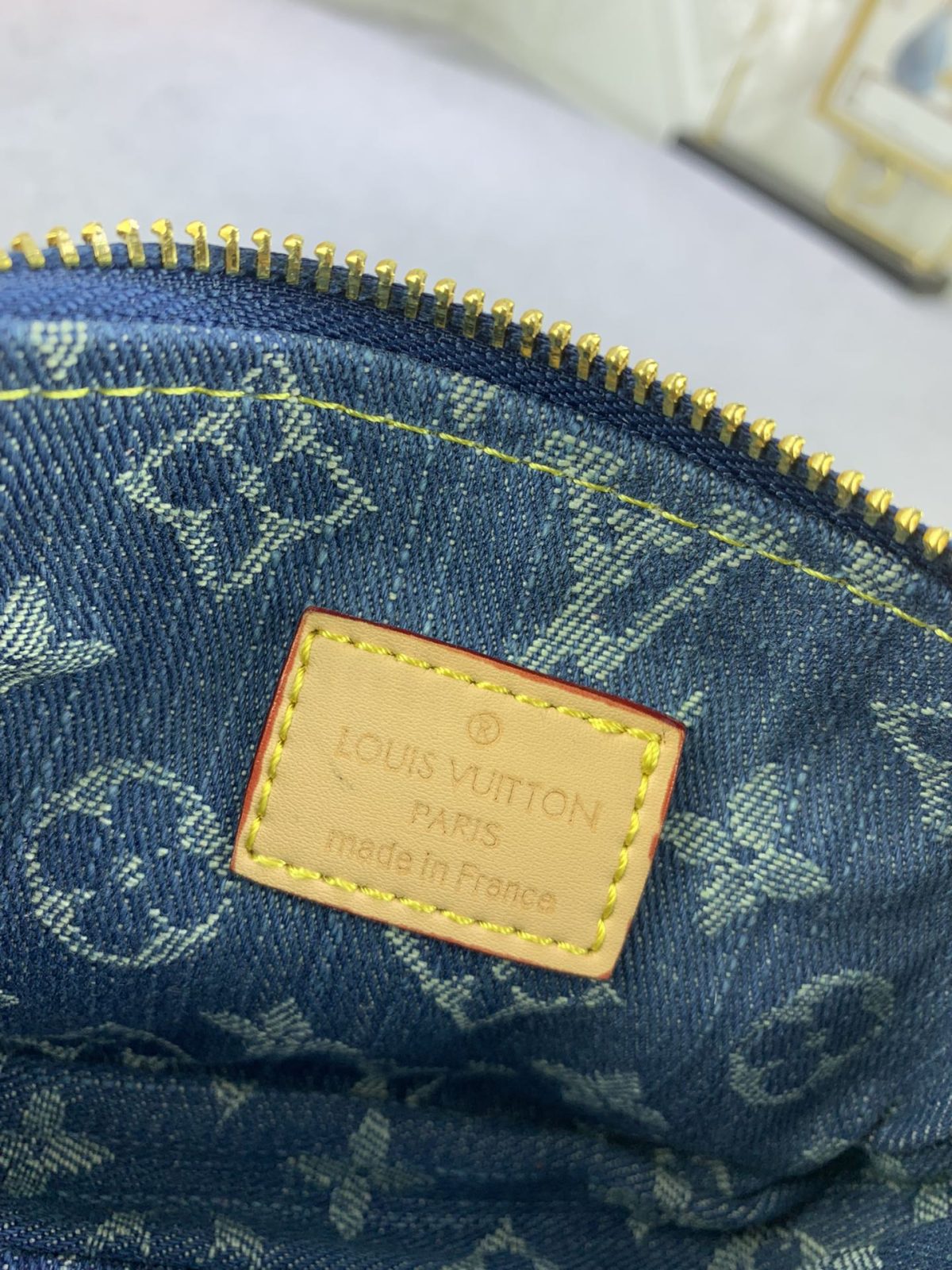 Louis Vuitton M82960 Mini Pochette Accessorie Monogram Denim Cowboy Shoulder Bags Size 4.5*9.5*4cm - Image 8