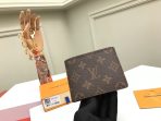 Louis Vuitton Men Wallet M63261 Size 11.9*9cm - Image 2