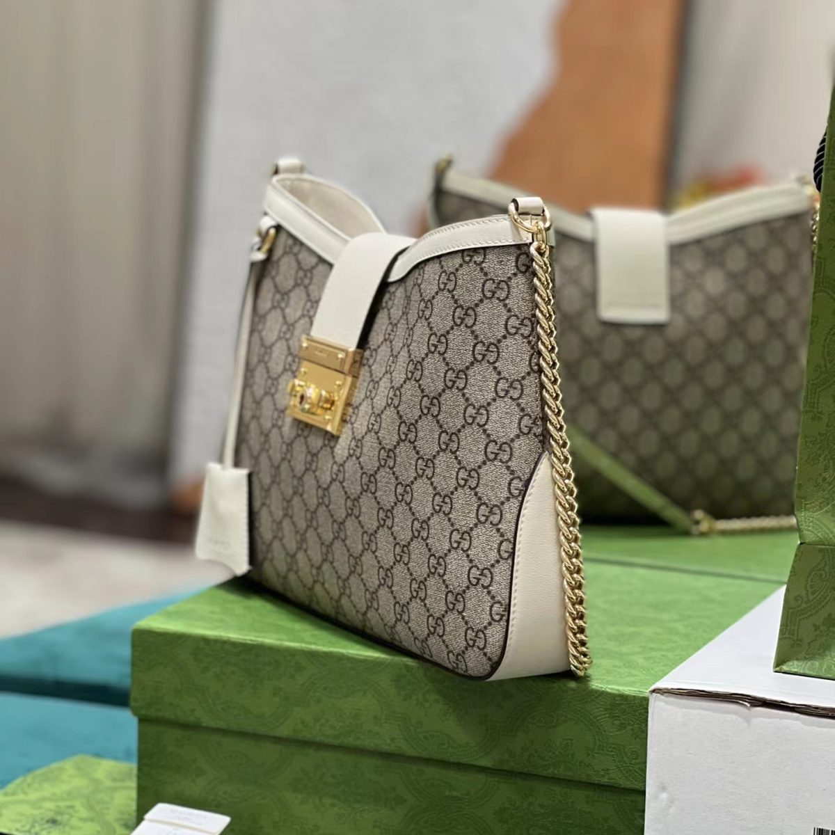 Gucci GG Ophidia GG Handbag for Women Size 32.5*24*5.5cm - Image 4