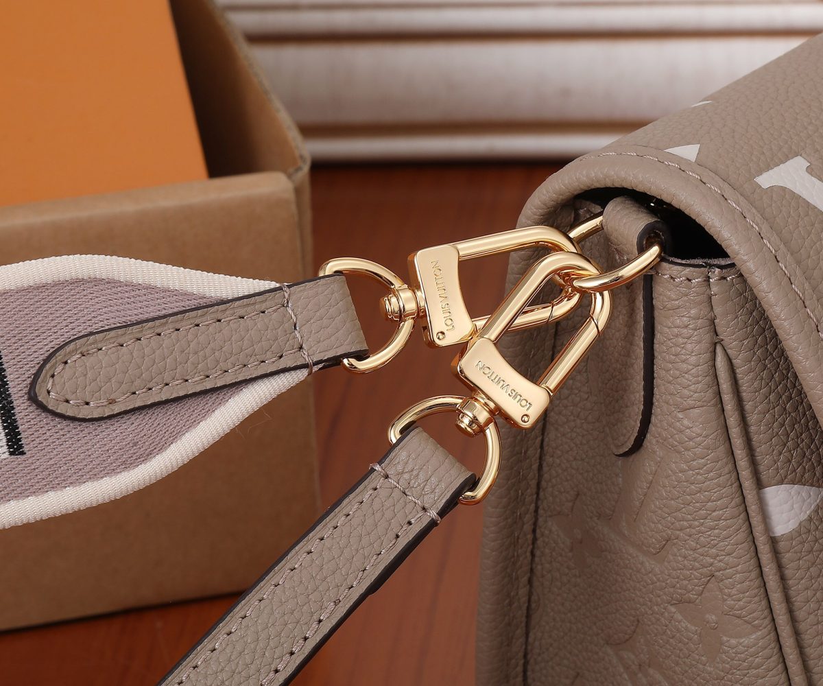 Louis Vuitton M46583 Diane Women Bags Size 23*16*8.5cm - Image 5