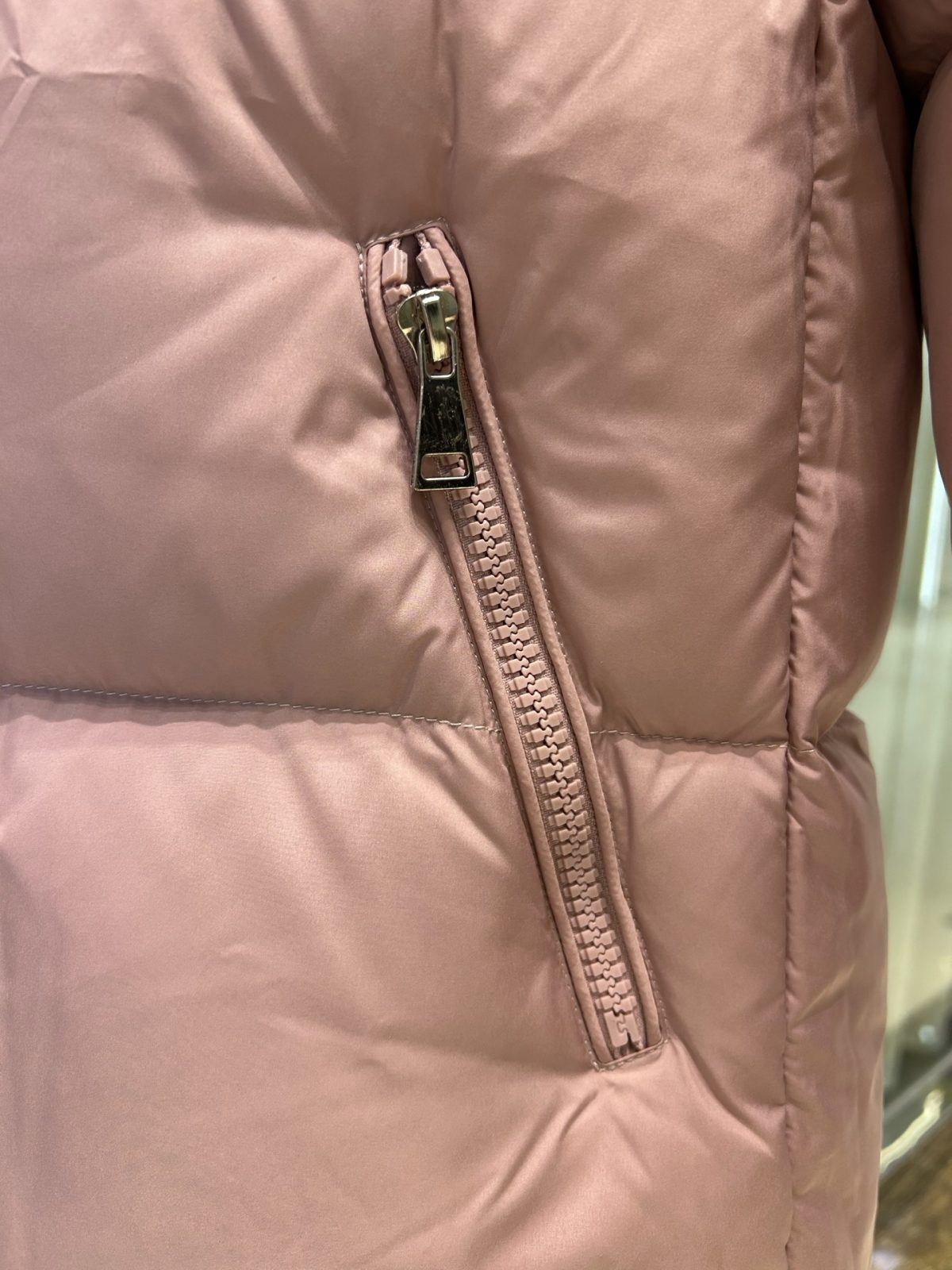 Moncler 25SS Fourmines Women Down Jacket Size 1-4 - Image 3