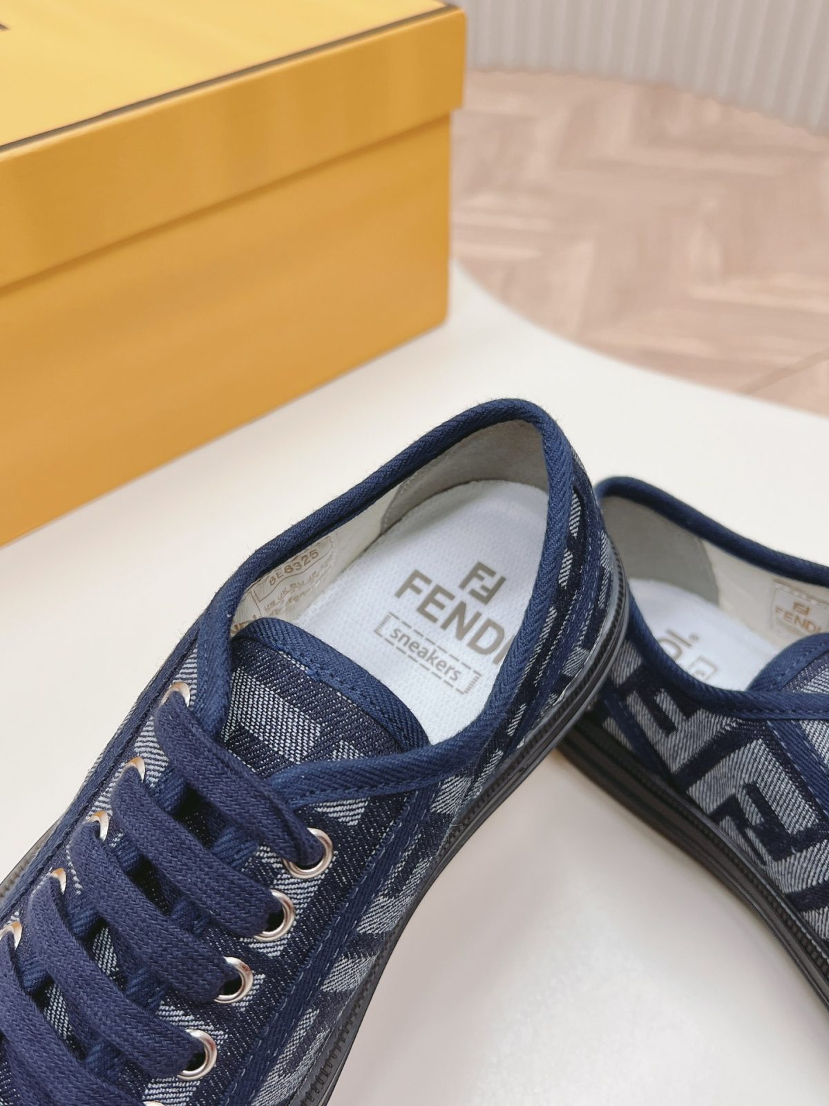 Fendi 2024ss New arrival Sneaker Size 36-40 - Image 8