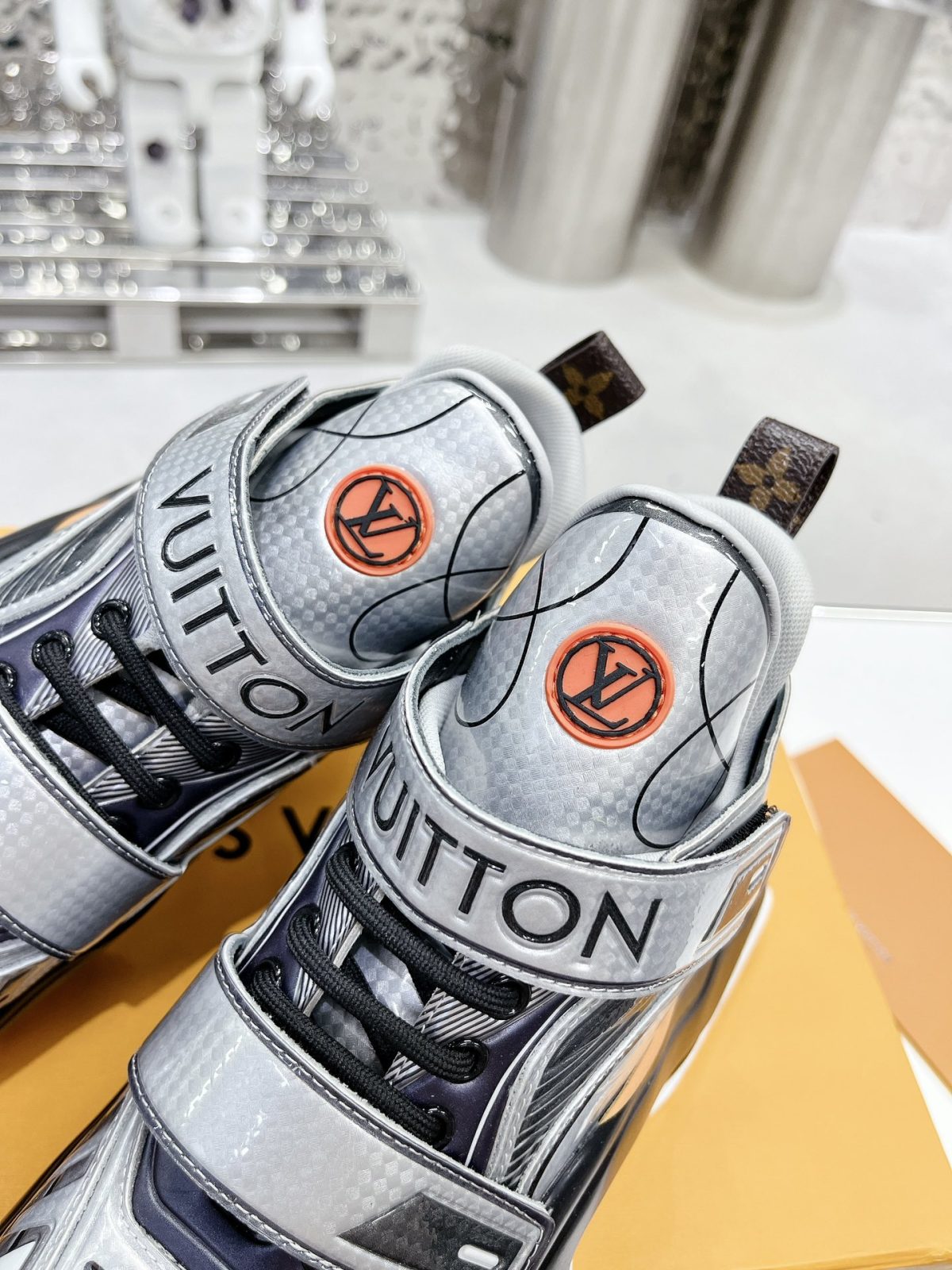 Louis Vuitton Cruise23 Archlight 2.0 Sneaker Size 36-41 - Image 6