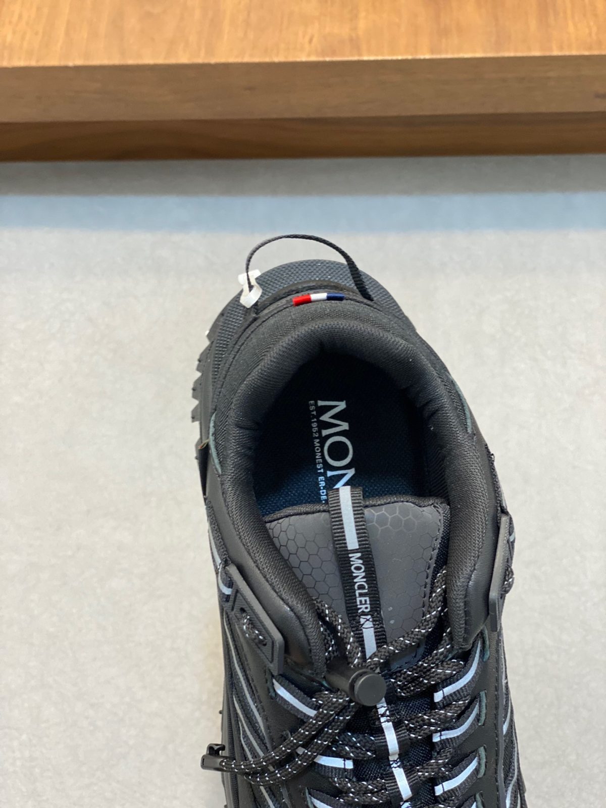 Moncler Trailgrip Gtx Sneaker Size 40-45 - Image 7