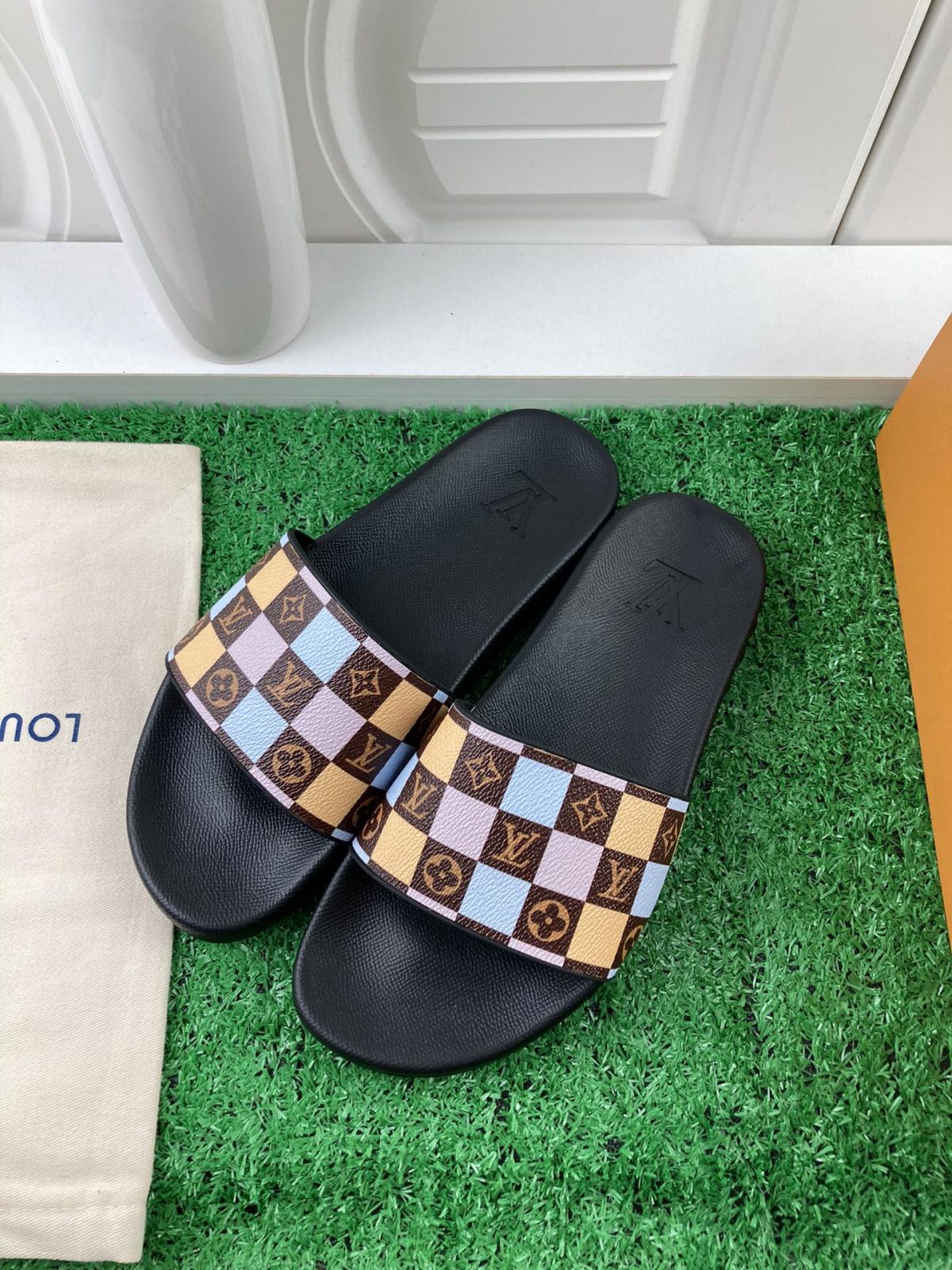 Louis Vuitton 2024ss Candy Series Slippers Size 36-45 - Image 3