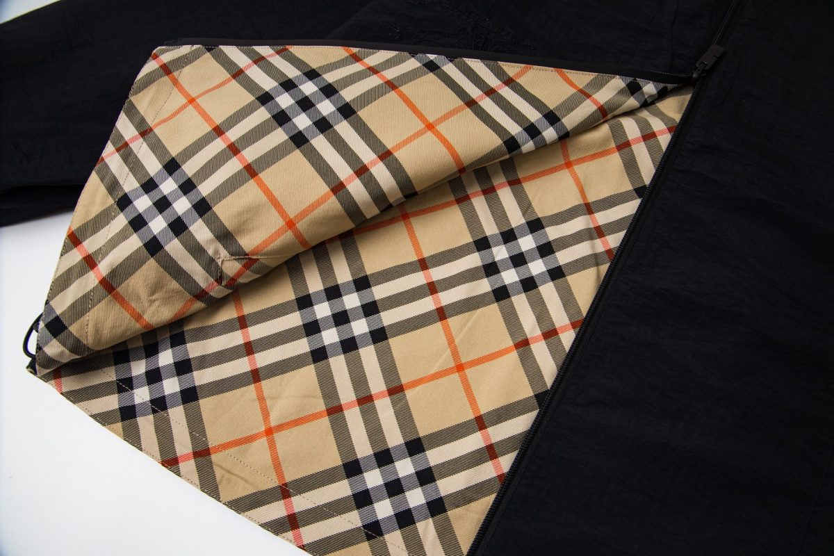 Burberry Jacket Size S-XL - Image 12