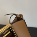 Fendi New Shoulder Bags 20*17*9cm - Image 4