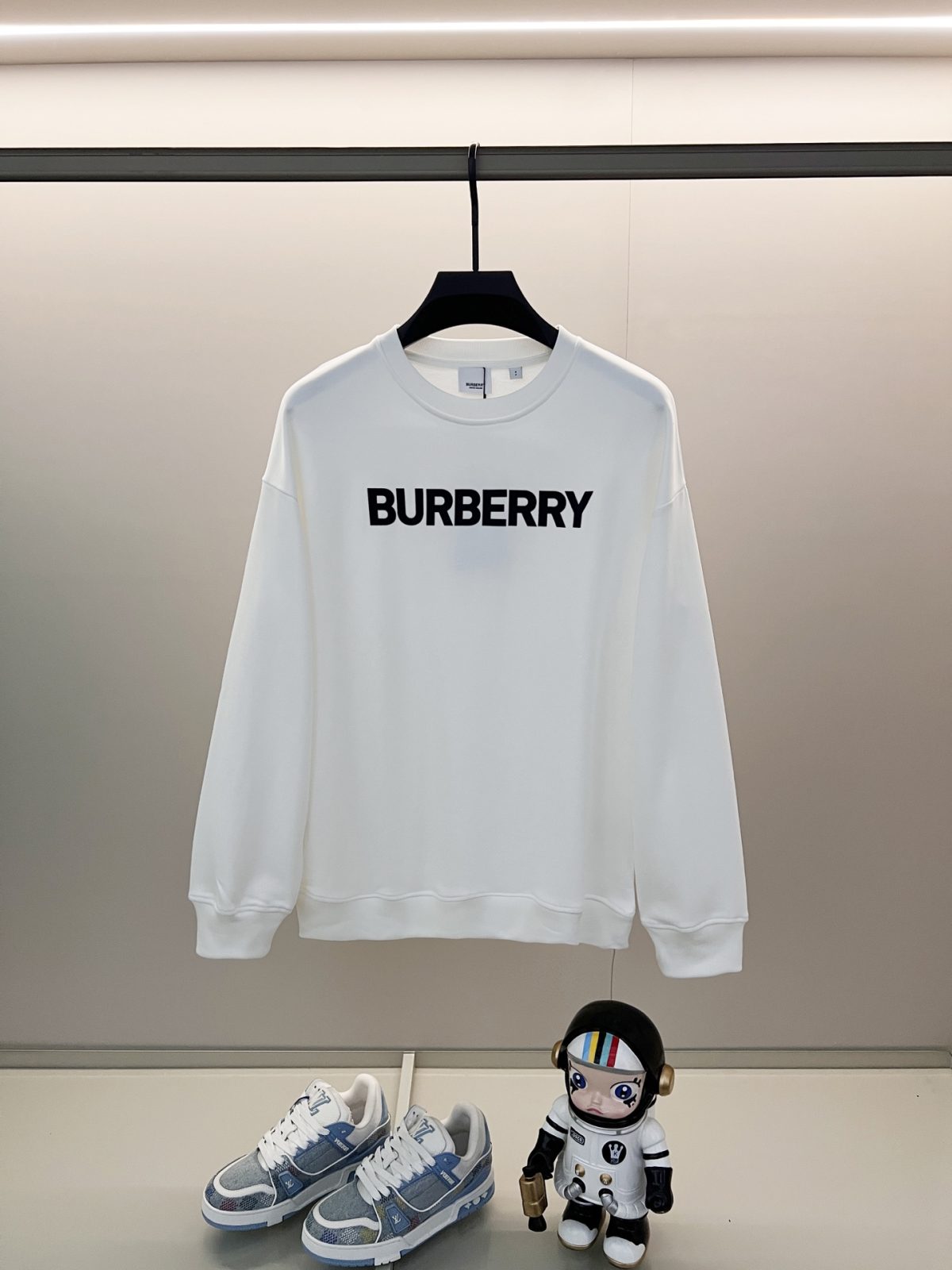 Burberry New Unisex Sweatshirt Size XS-L - Image 1
