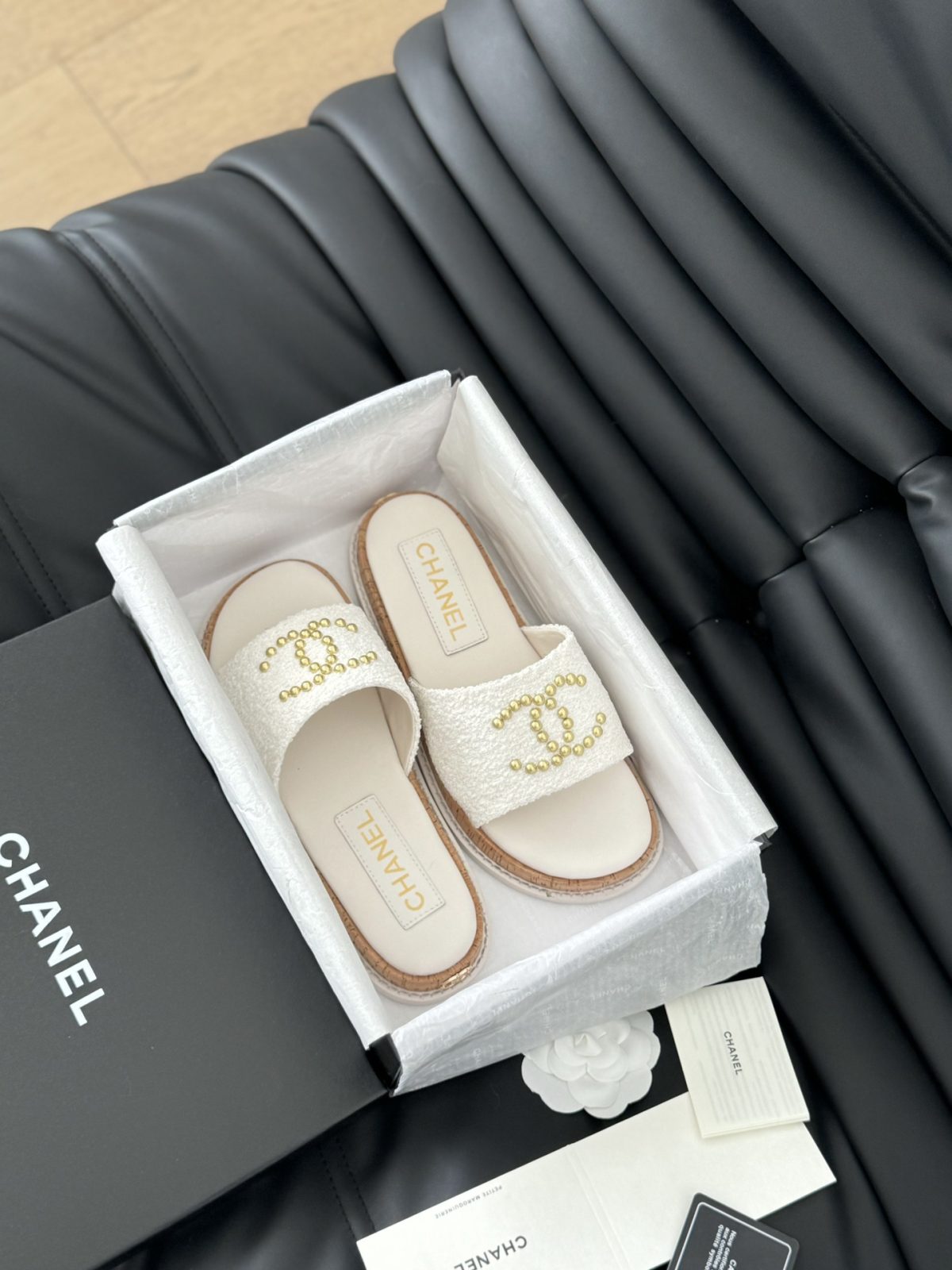 Chanel 2024 New Slippers Size 36-41 - Image 3