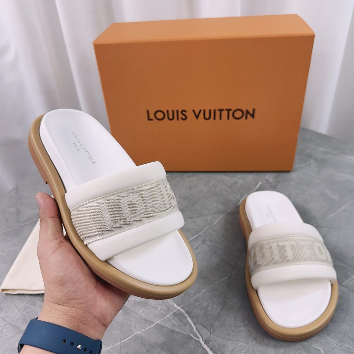 Louis Vuitton 2024ss Slippers Size 36-45 - Image 1